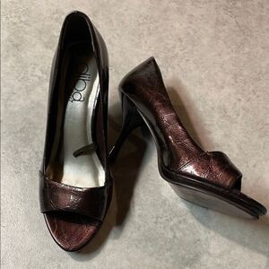 Diba East Womens Brown Faux Patent Leather Open Toe Heel Sz 6